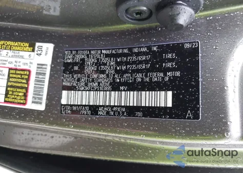 2023 Toyota Sienna Le z USA, uszkodzony, nr VIN 5TDKSKFC2PS103895